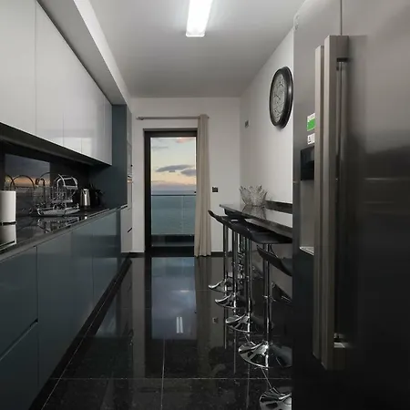 Paradise - Modern And Sophisticated Apartmán Funchal (Madeira)