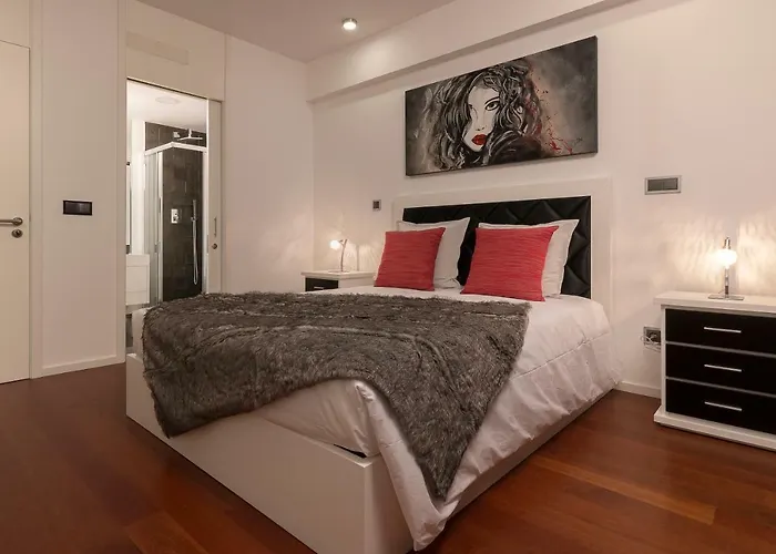 Paradise - Modern And Sophisticated