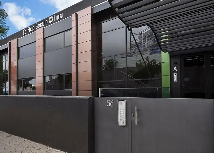 Paradise - Modern And Sophisticated